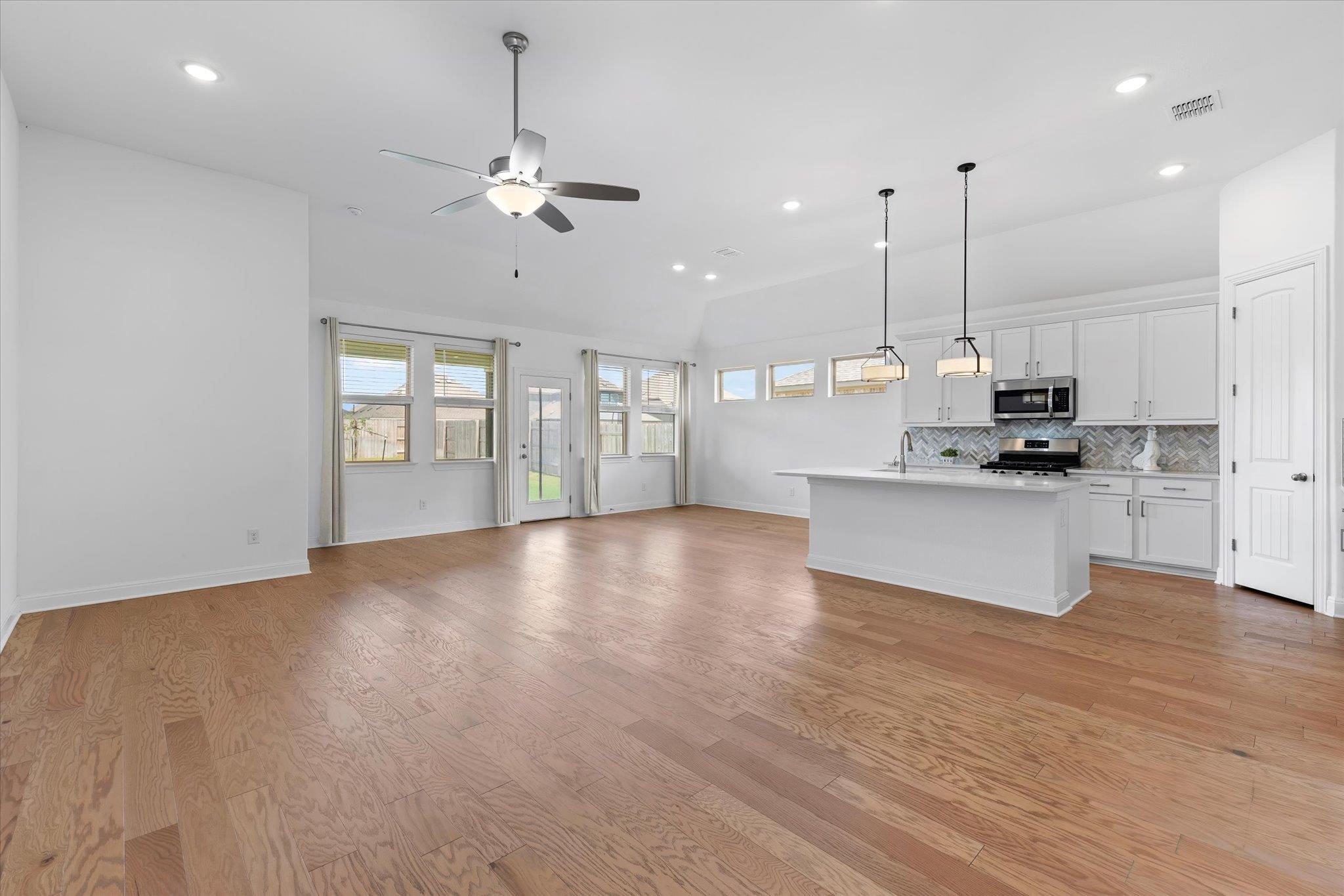 121 Shagbark TRL