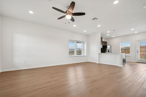 Tiny photo for 16517 Wind Chime DR, Manor, TX 78653 (MLS # 6913385)