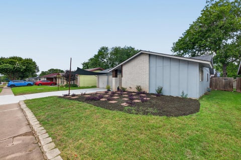 Tiny photo for 2526 Mcgregor DR, Austin, TX 78745 (MLS # 9287604)