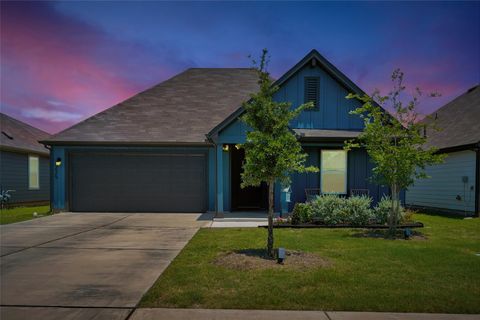 225 Sweetwater Creek LN Hutto TX 78634