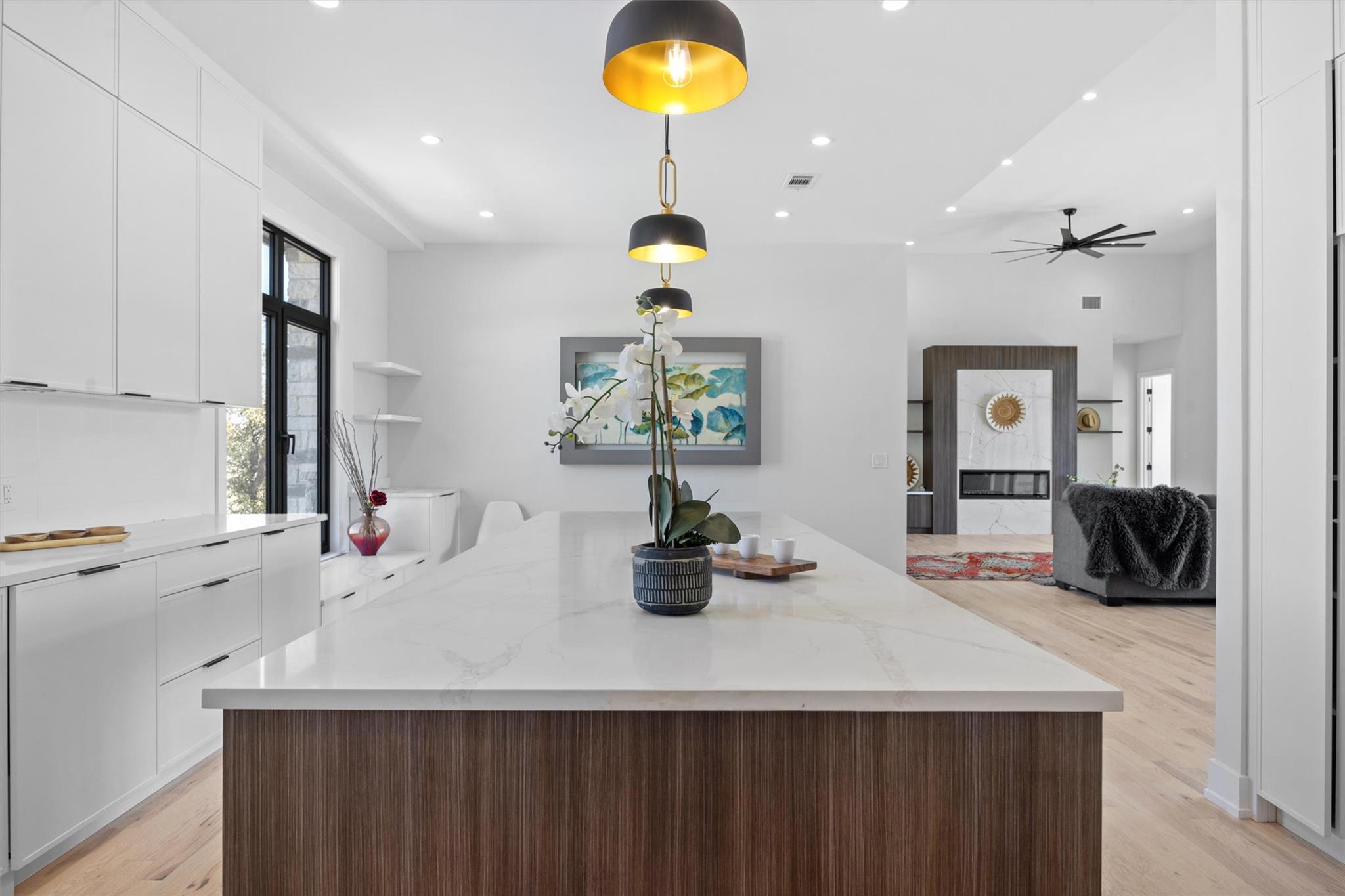 333 Spicewood Trails DR