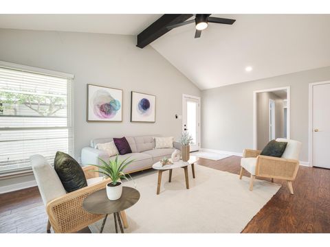 3203 Foster LN Austin TX 78757