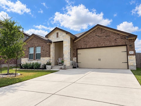 Photo of 113 Sunrise Oak CV, Georgetown, TX 78628 (MLS # 2456675)