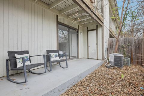 Tiny photo for 4307 S 1st ST #106, Austin, TX 78745 (MLS # 1560612)