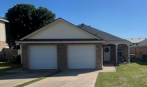 704 Claremont PKWY A AND B Marble Falls TX 78654