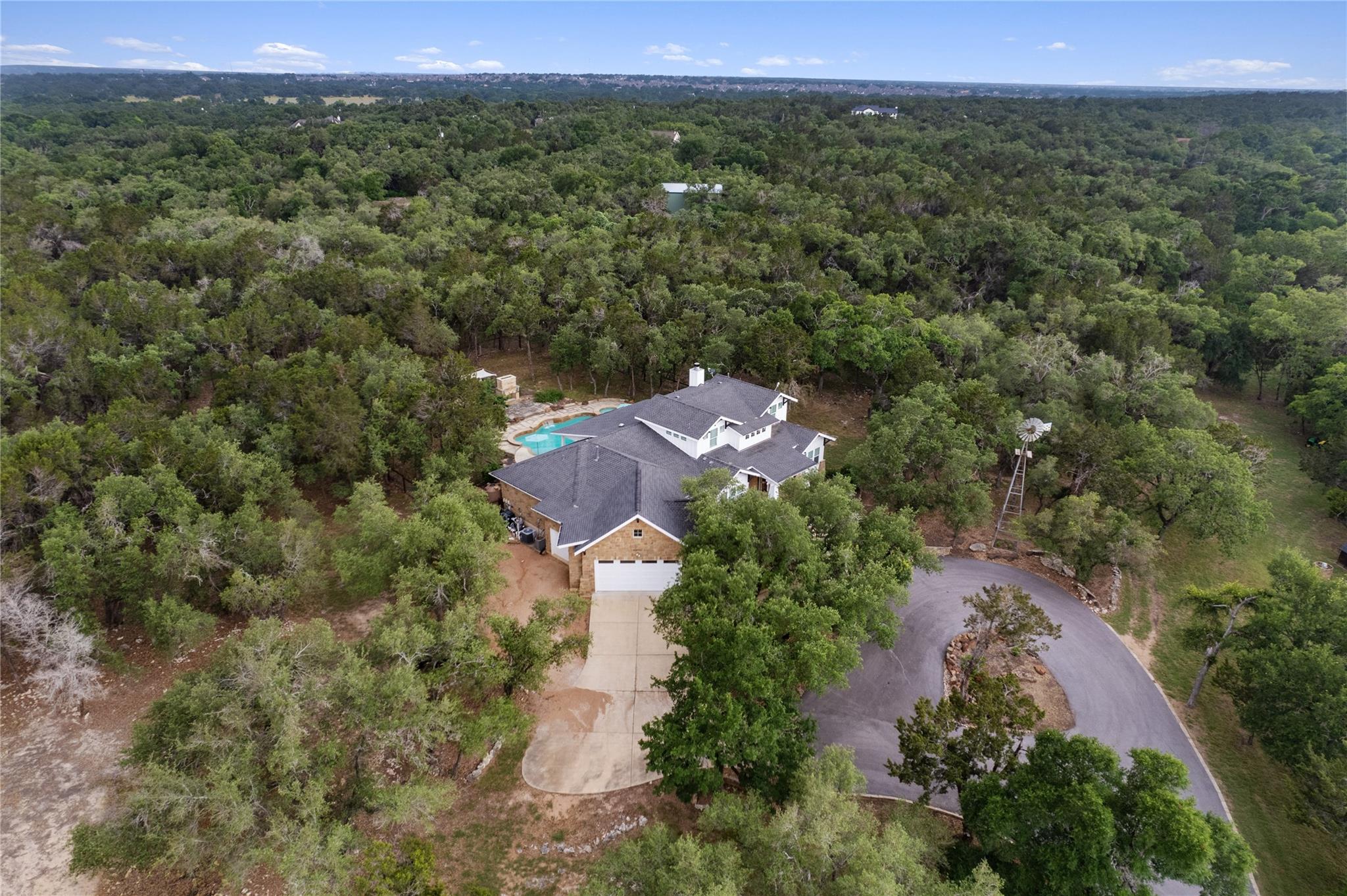 Georgetown, Texas 78628, United States, 4 Bedrooms Bedrooms, ,3 BathroomsBathrooms,Residential,Pending,56462