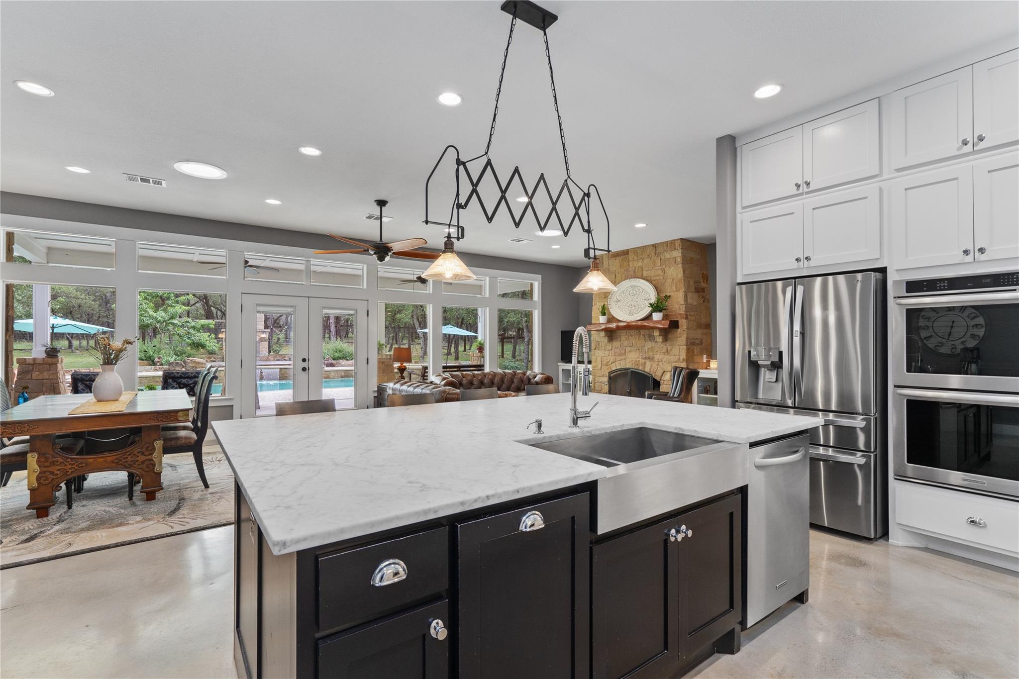 Georgetown, Texas 78628, United States, 4 Bedrooms Bedrooms, ,3 BathroomsBathrooms,Residential,Pending,56462