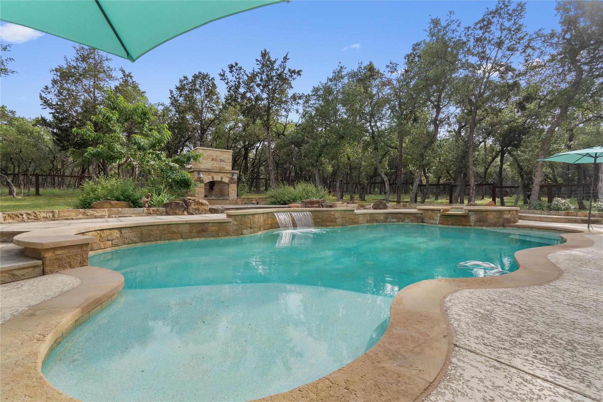 Georgetown, Texas 78628, United States, 4 Bedrooms Bedrooms, ,3 BathroomsBathrooms,Residential,Pending,56462