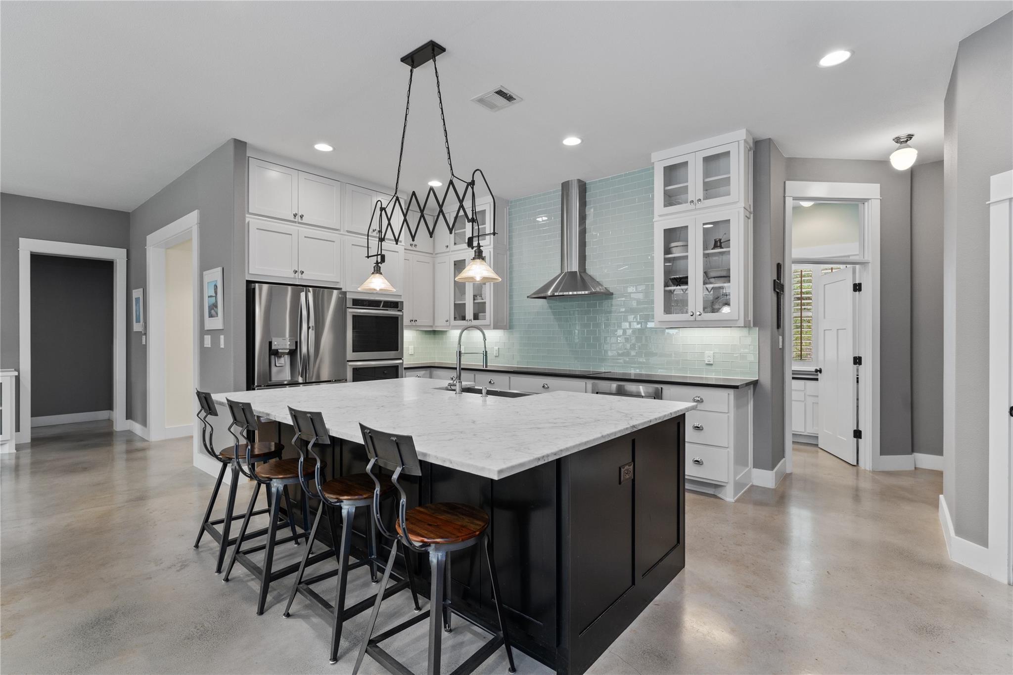 Georgetown, Texas 78628, United States, 4 Bedrooms Bedrooms, ,3 BathroomsBathrooms,Residential,Pending,56462