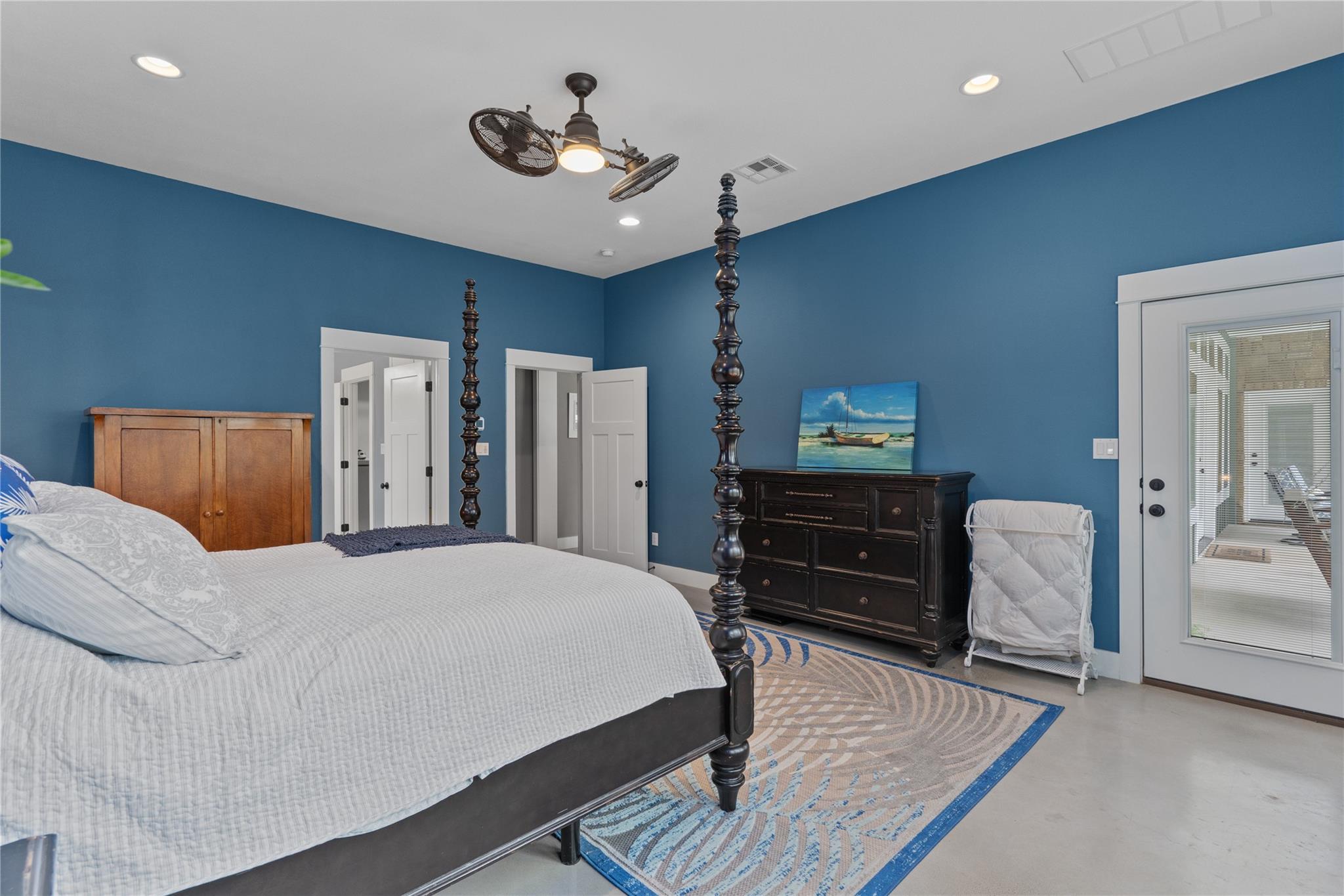 Georgetown, Texas 78628, United States, 4 Bedrooms Bedrooms, ,3 BathroomsBathrooms,Residential,Pending,56462