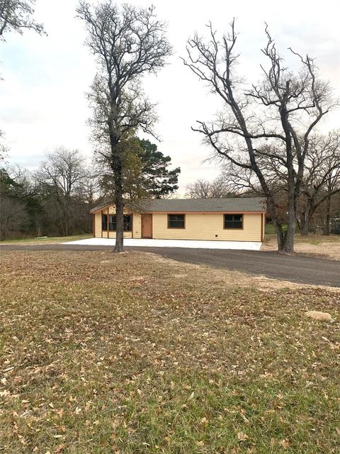 Photo of 137 Road Runner LN, Bastrop, TX 78602 (MLS # 6397263)