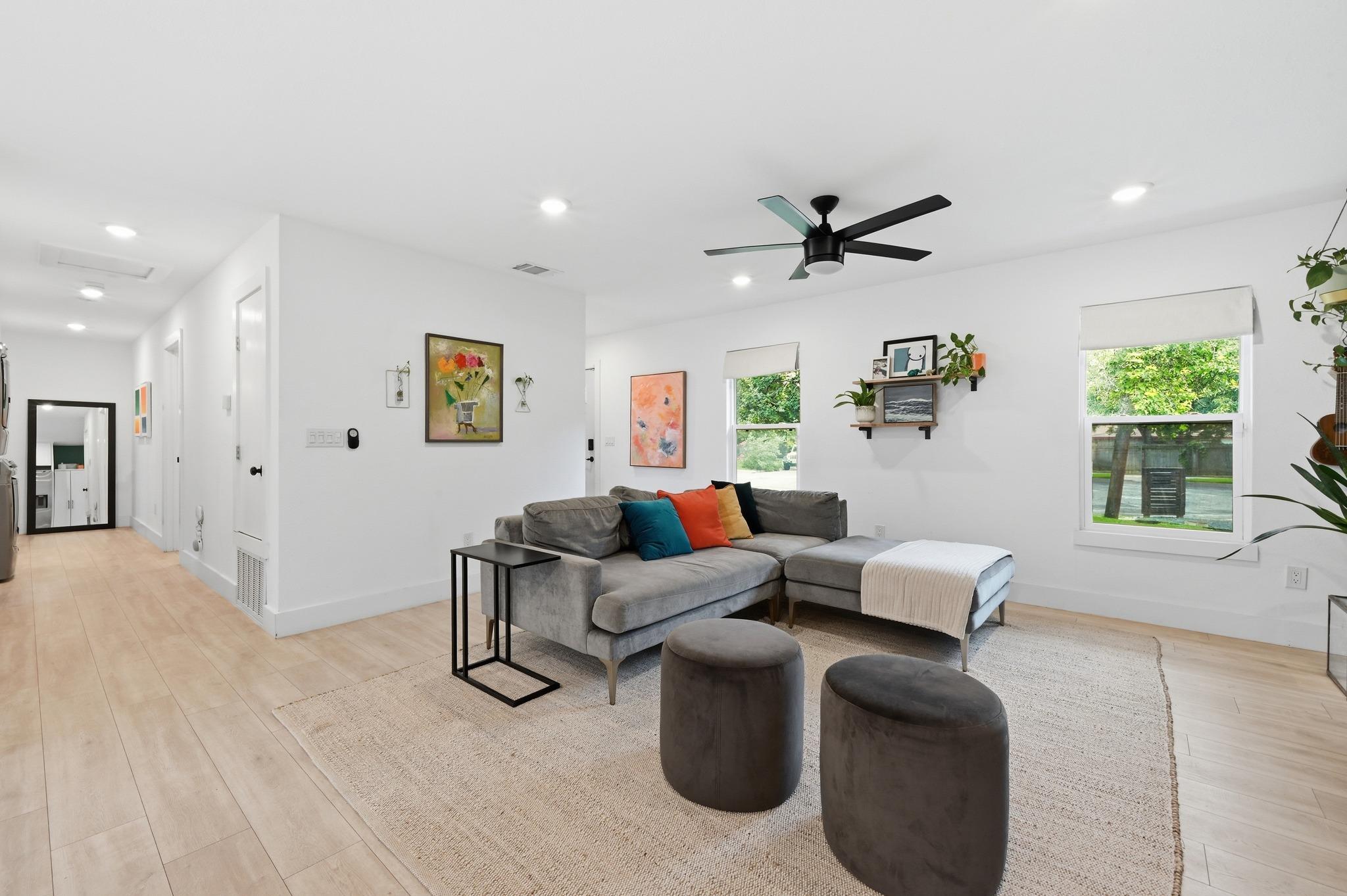1406 Camelot CIR 1