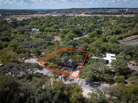 Photo of 6700 Vine ST, Austin, TX 78757 (MLS # 7410977) Photo of 6700 Vine ST, Austin, TX 78757 (MLS # 7410977)