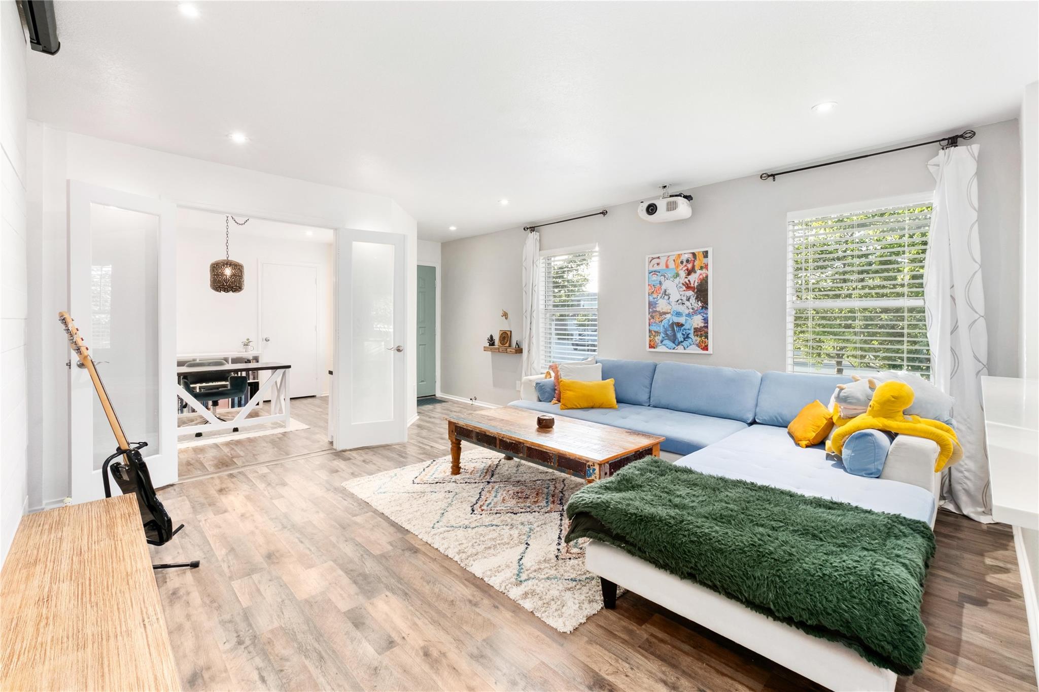 102 Woodley RD