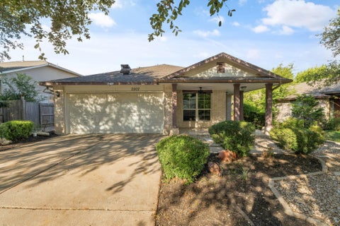Photo of 2807 Winslow DR, Leander, TX 78641 (MLS # 7045961)