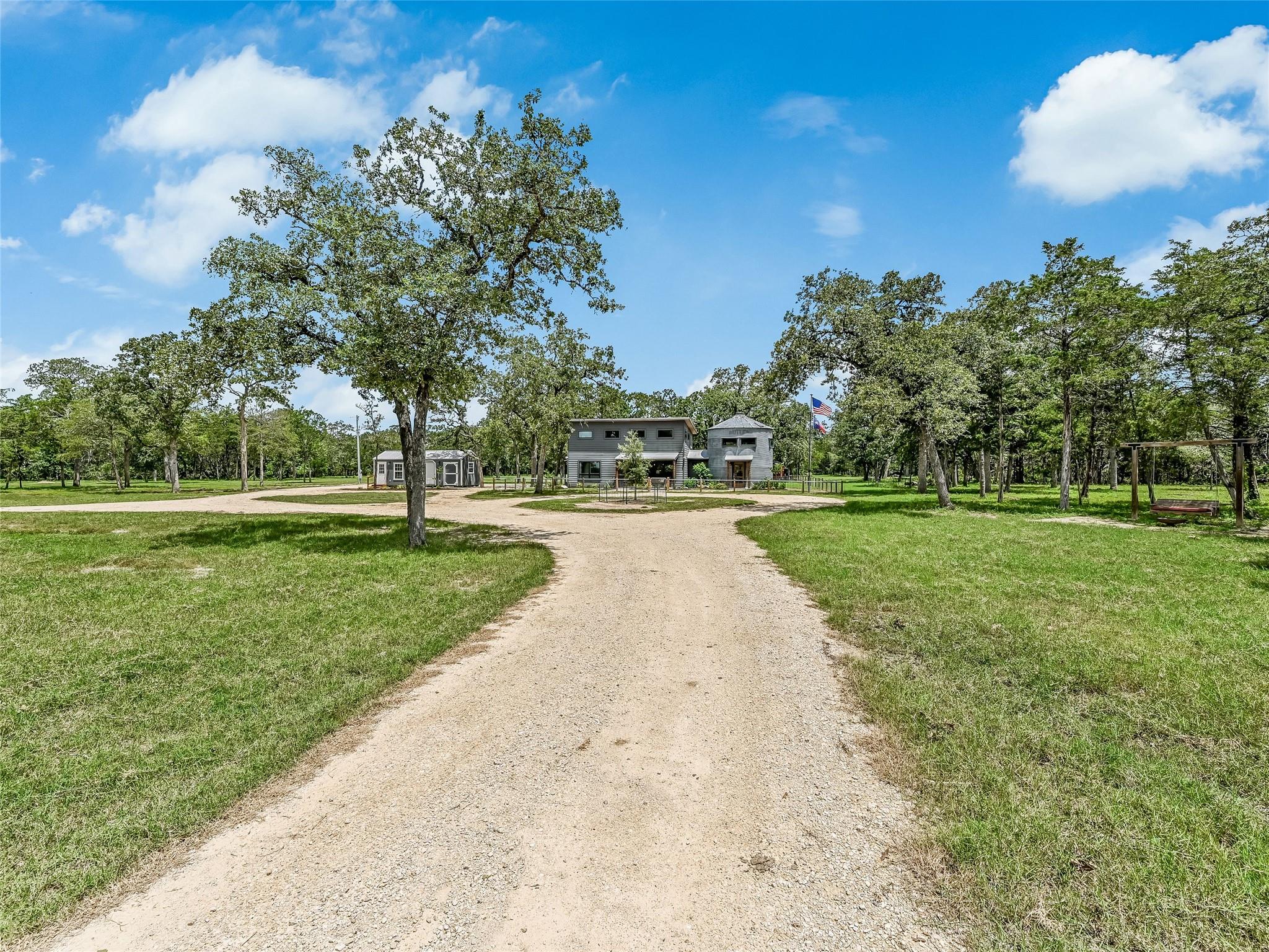 226 Stolle LN