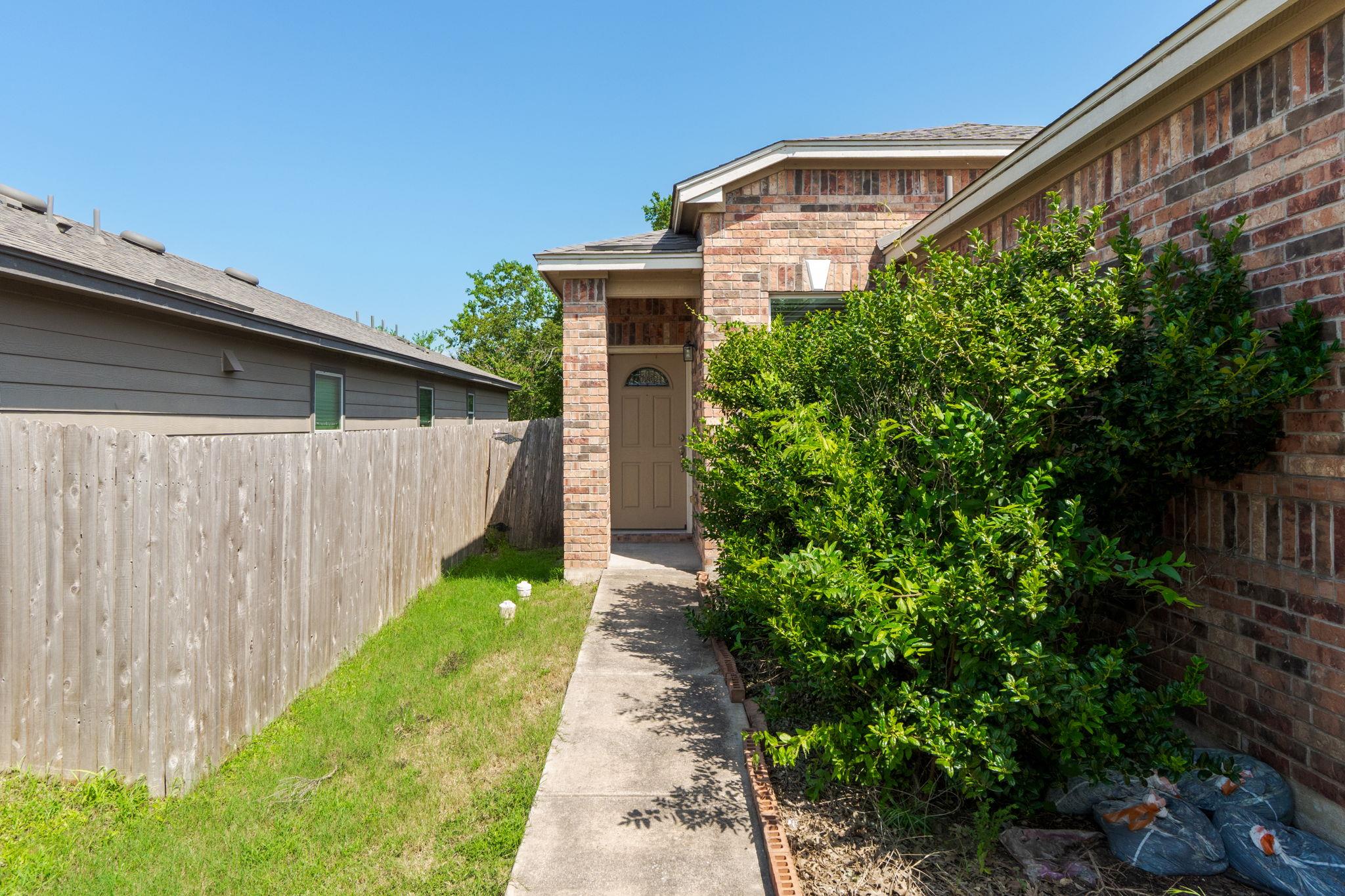 13521 Abraham Lincoln ST