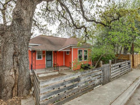 Photo of 1903 E 10th ST, Austin, TX 78702 (MLS # 1026018)