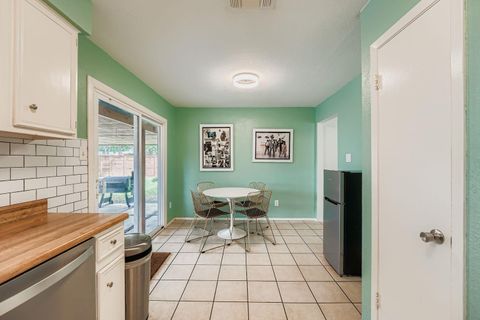 Tiny photo for 7715 Manassas DR, Austin, TX 78745 (MLS # 3490894)