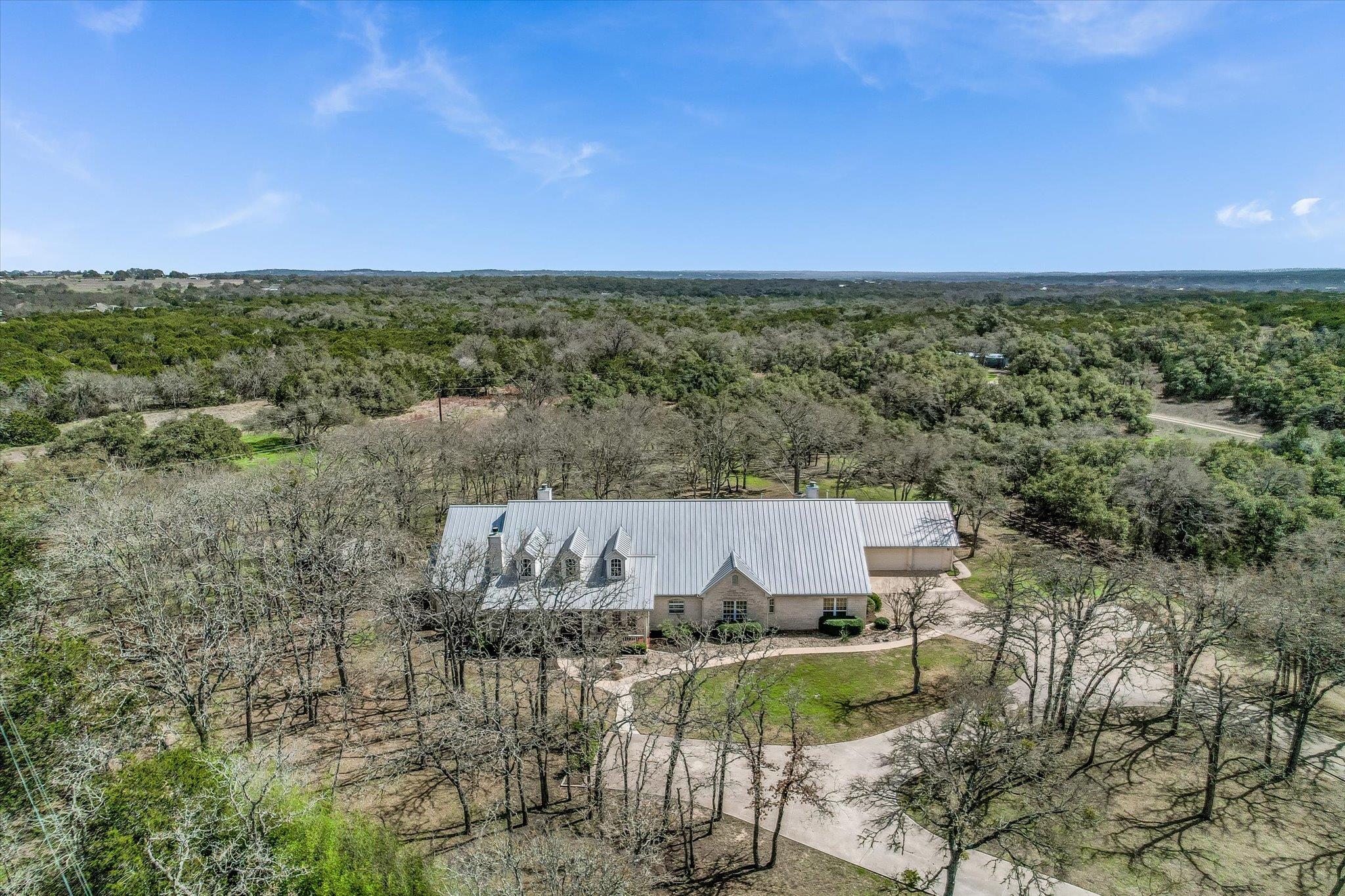 Dripping Springs, Texas 78620, United States, 3 Bedrooms Bedrooms, ,4 BathroomsBathrooms,Residential,Pending,89718