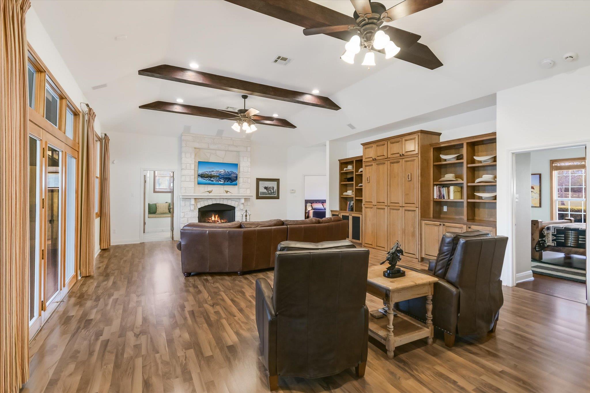 Dripping Springs, Texas 78620, United States, 3 Bedrooms Bedrooms, ,4 BathroomsBathrooms,Residential,Pending,89718