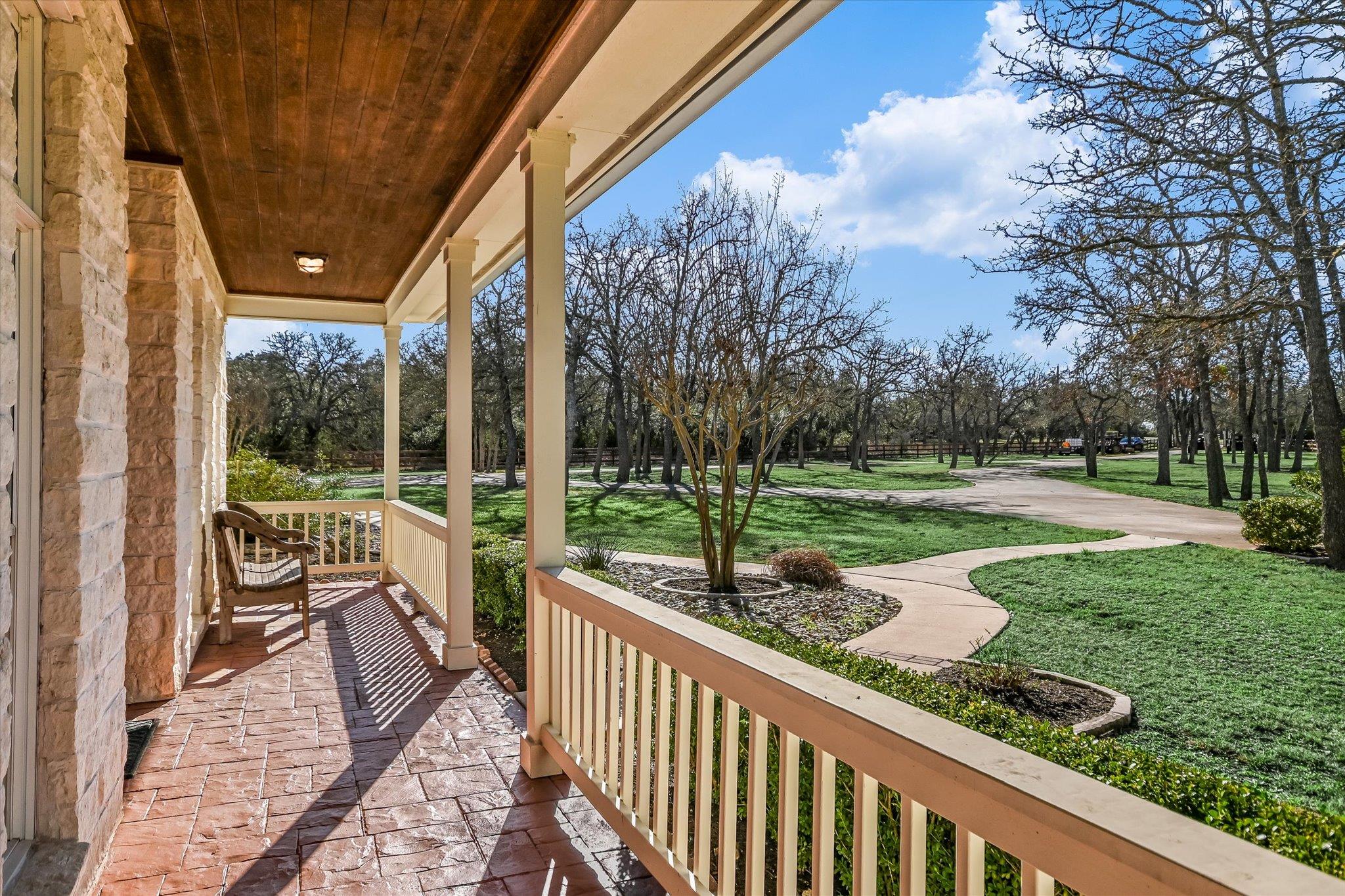 Dripping Springs, Texas 78620, United States, 3 Bedrooms Bedrooms, ,4 BathroomsBathrooms,Residential,Pending,89718