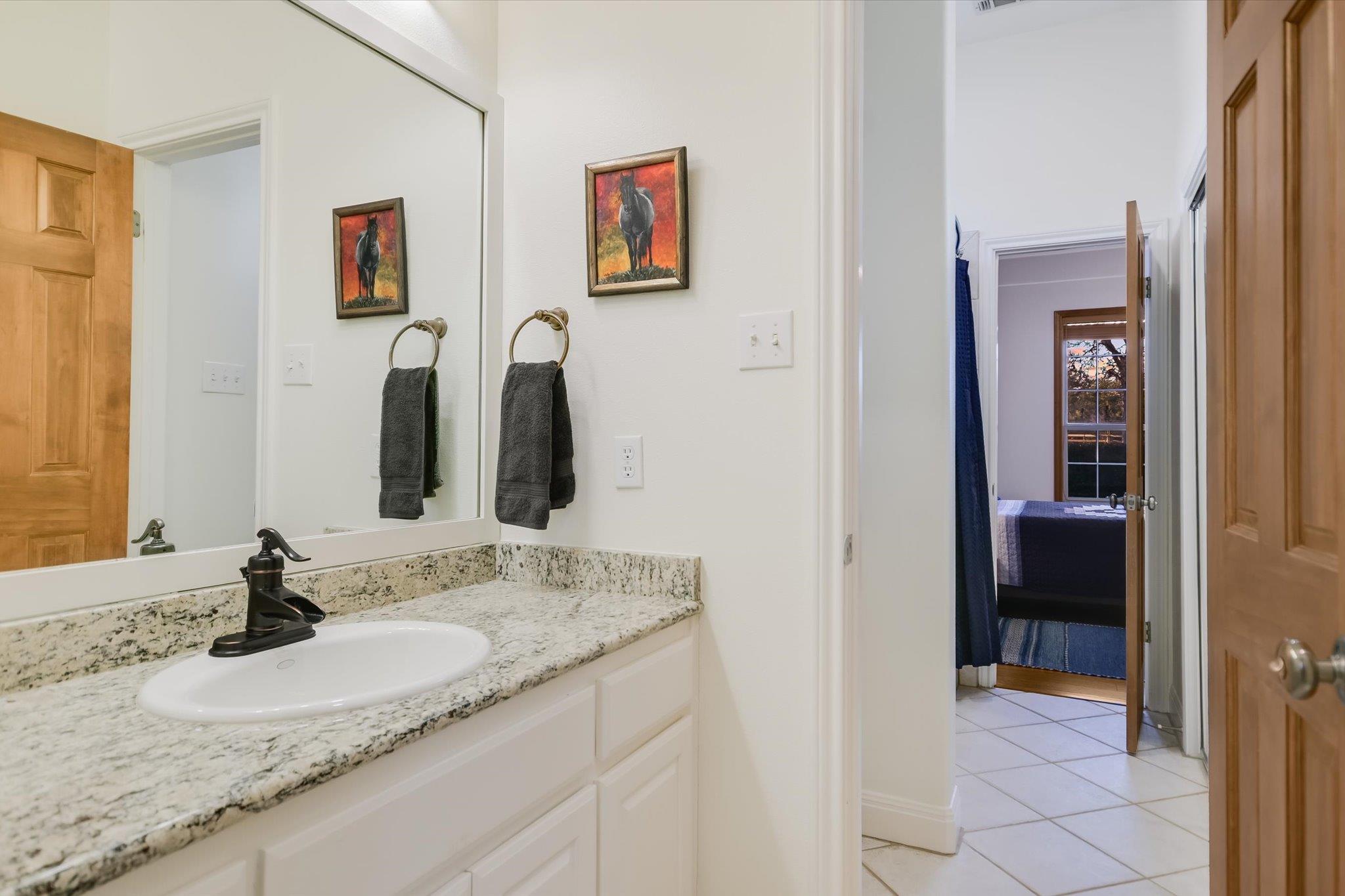 Dripping Springs, Texas 78620, United States, 3 Bedrooms Bedrooms, ,4 BathroomsBathrooms,Residential,Pending,89718