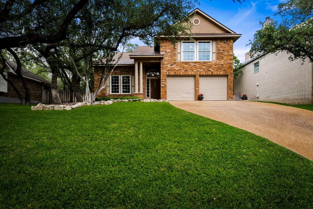 Photo of 3605 Latimer DR, Austin, TX 78732 (MLS # 6400236)