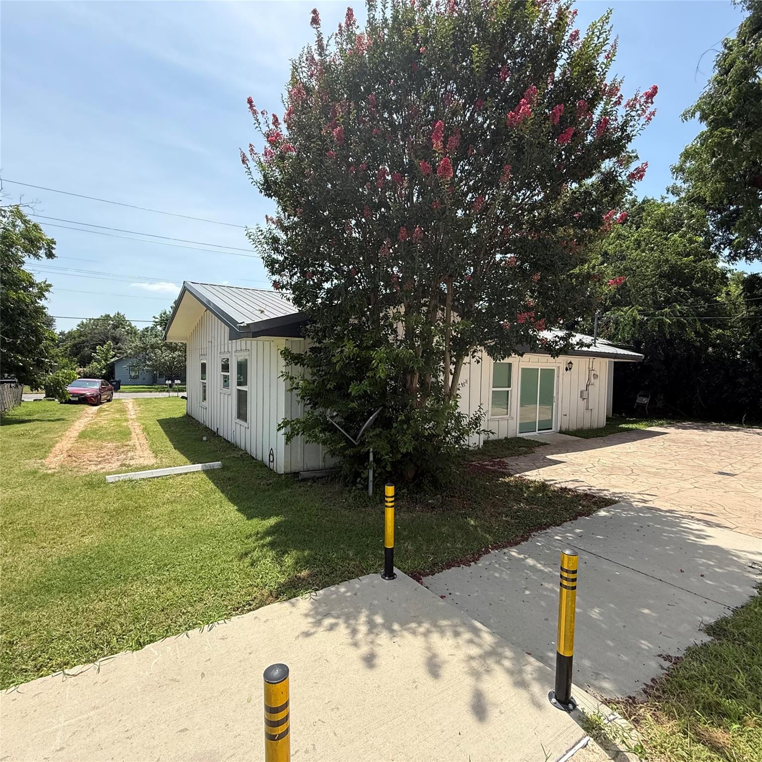 508 N Main ST