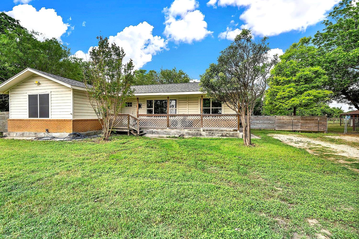 1210 Old Martindale RD