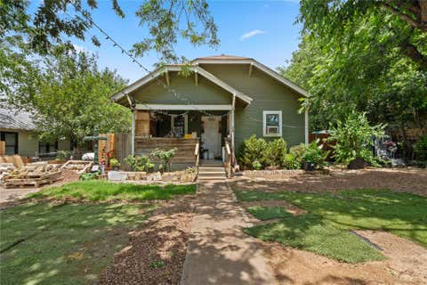 Photo of 905 W 10th ST, Georgetown, TX 78626 (MLS # 2991842)