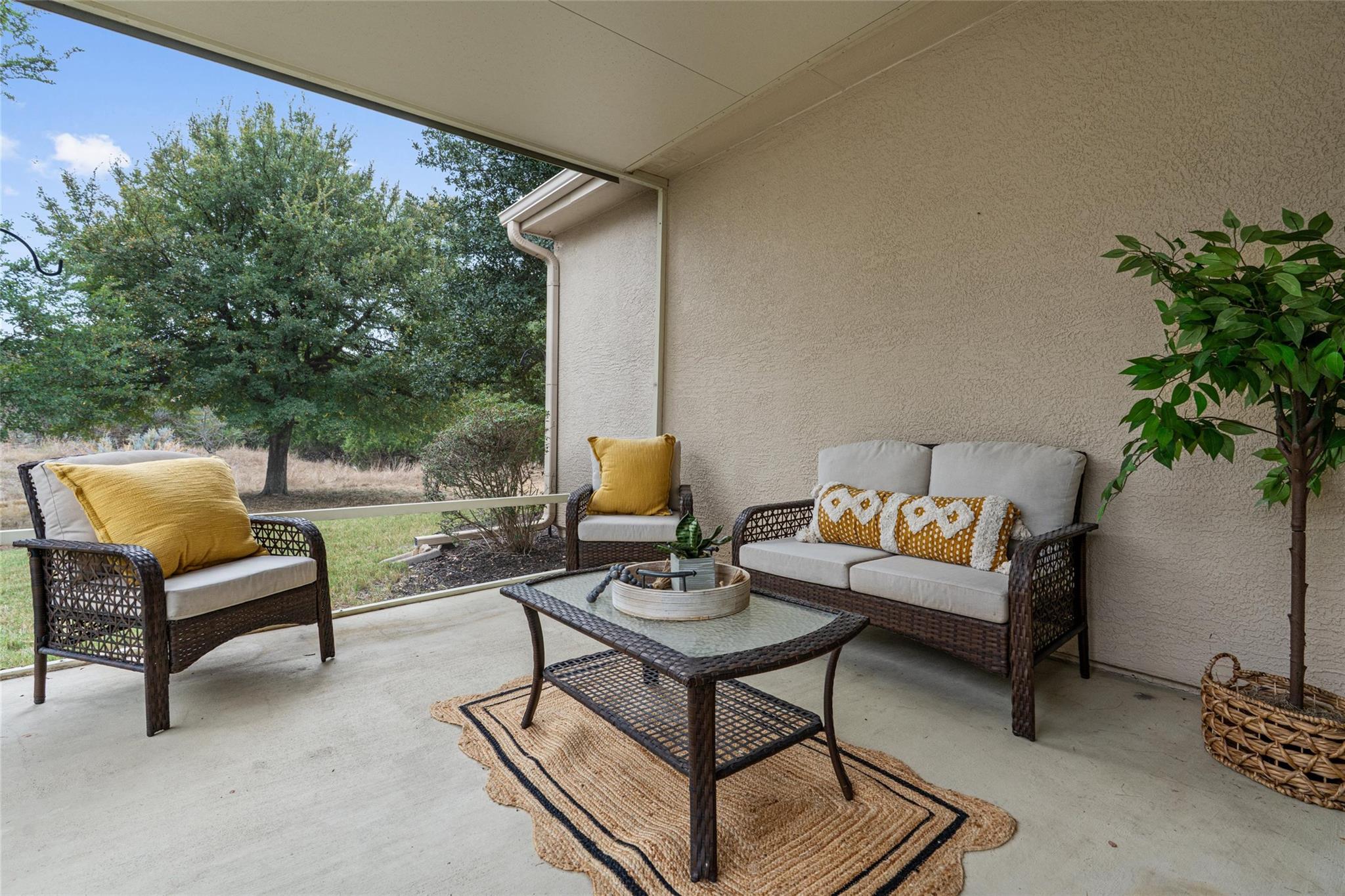 225 Crockett LOOP