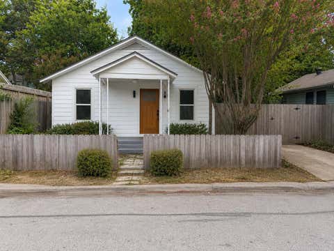 Photo of 2404 Santa Rita ST, Austin, TX 78702 (MLS # 3804479)