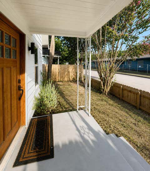 Tiny photo for 2404 Santa Rita ST, Austin, TX 78702 (MLS # 3804479)