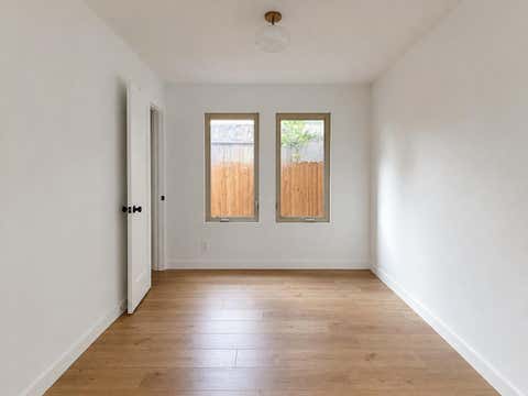 Tiny photo for 2404 Santa Rita ST, Austin, TX 78702 (MLS # 3804479)