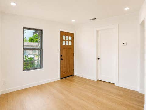 Tiny photo for 2404 Santa Rita ST, Austin, TX 78702 (MLS # 3804479)