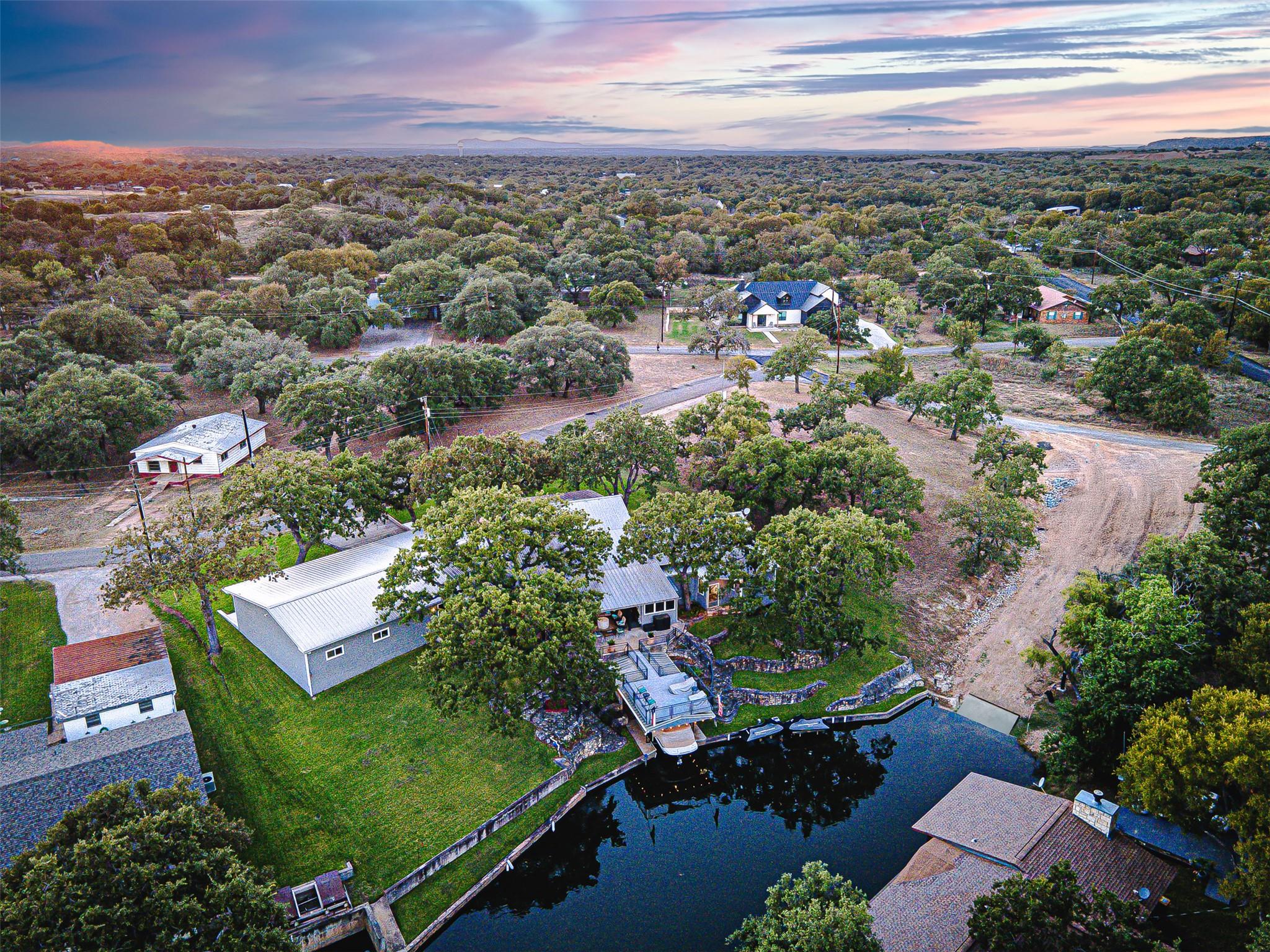 1104 Hill Circle West DR