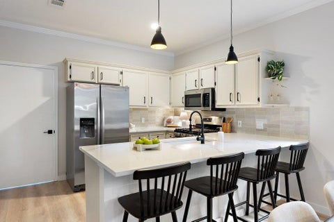 Tiny photo for 1197 Angelina ST, Austin, TX 78702 (MLS # 1011571)