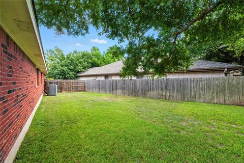 Tiny photo for 5609 Beachmont CT, Austin, TX 78739 (MLS # 4833783)