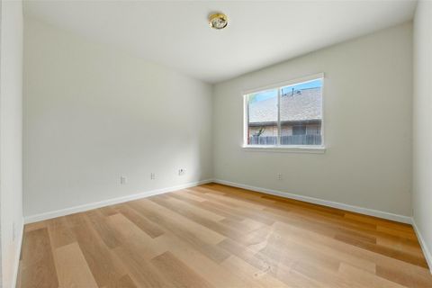 Tiny photo for 5609 Beachmont CT, Austin, TX 78739 (MLS # 4833783)
