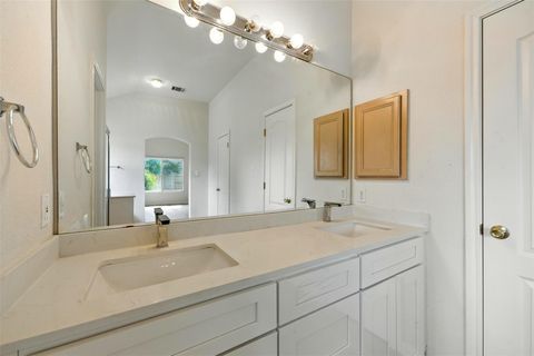 Tiny photo for 5609 Beachmont CT, Austin, TX 78739 (MLS # 4833783)