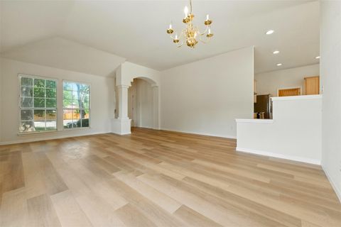 Tiny photo for 5609 Beachmont CT, Austin, TX 78739 (MLS # 4833783)