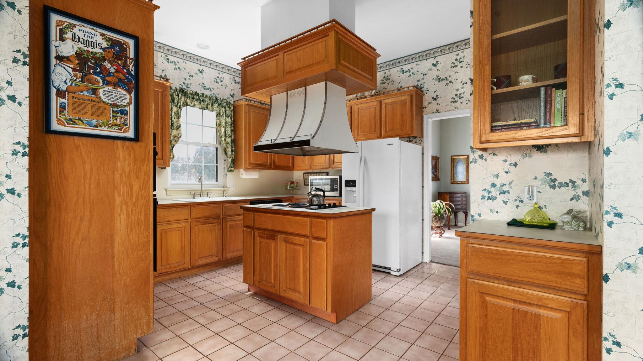 601 Hays Country Acres RD