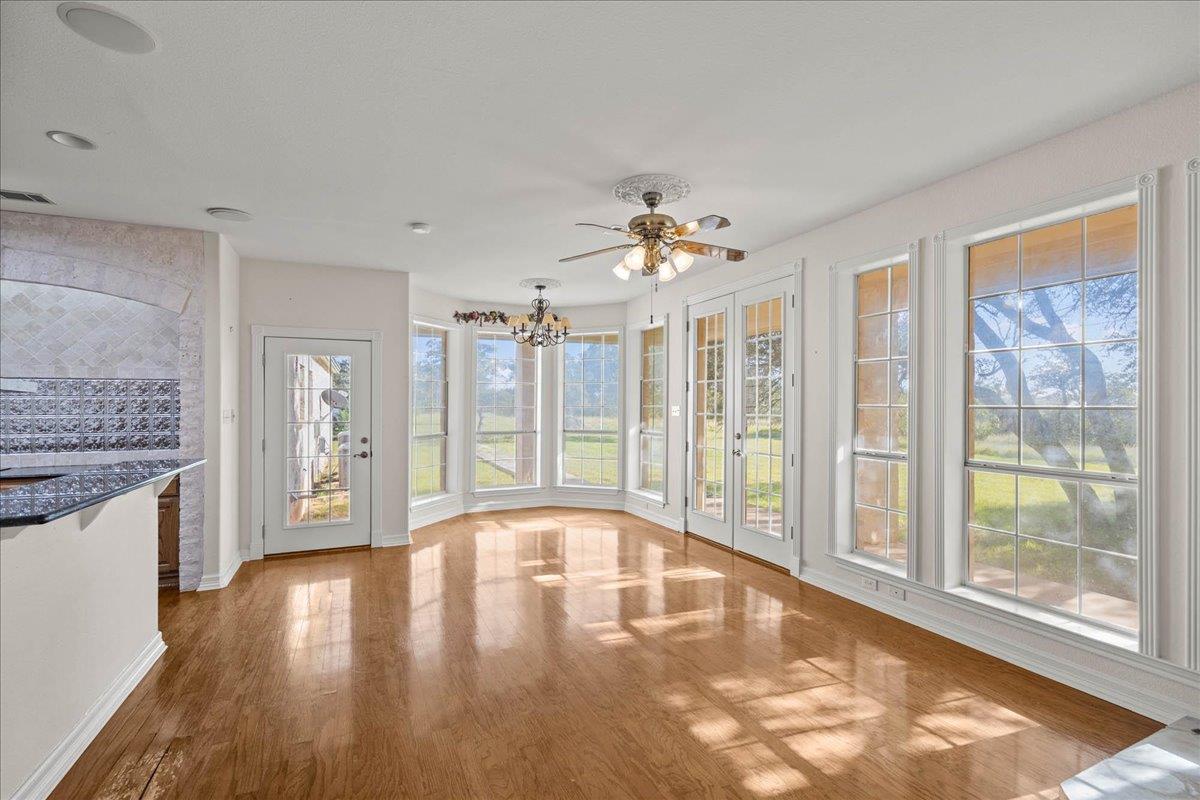 1651 old red ranch RD