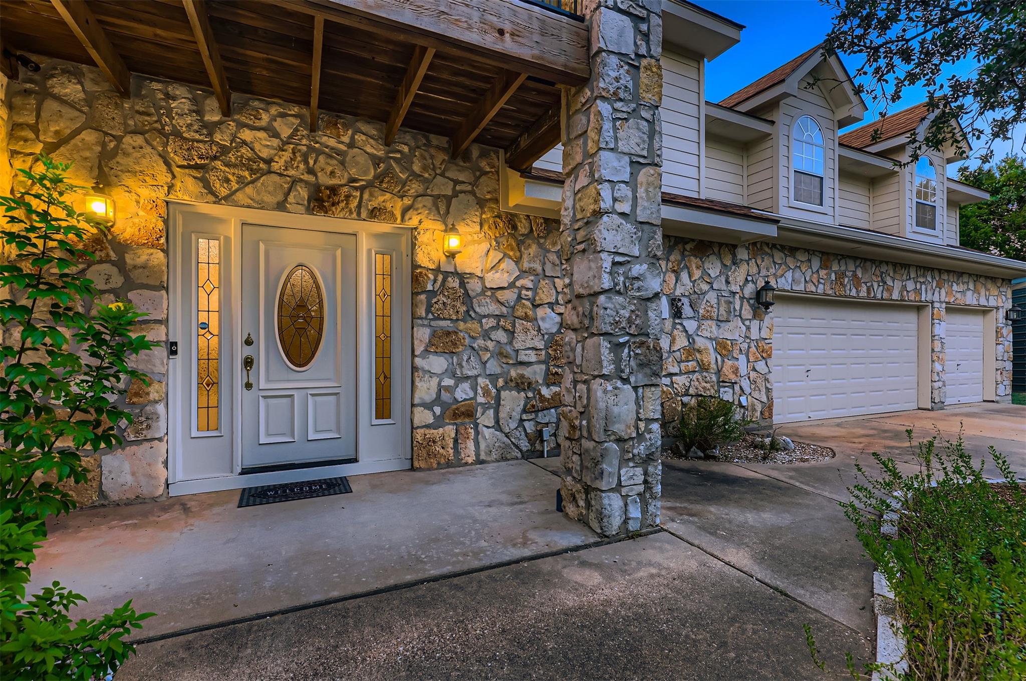 17706 North Rim DR