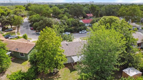 Tiny photo for 6308 Shadow BND, Austin, TX 78745 (MLS # 6898941)