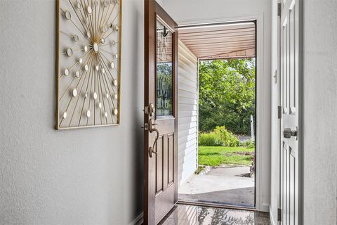 Tiny photo for 6308 Shadow BND, Austin, TX 78745 (MLS # 6898941)