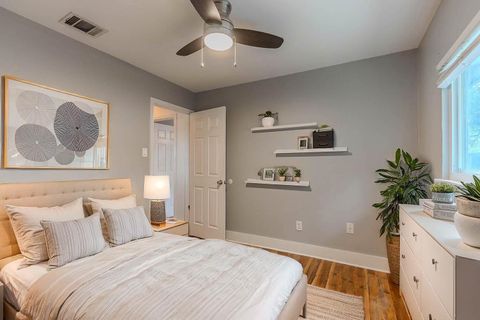Tiny photo for 12802 Carrera DR, Austin, TX 78727 (MLS # 6530483)