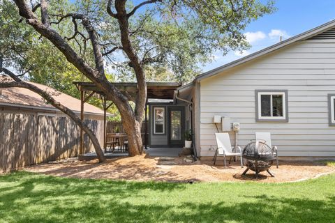 Tiny photo for 12802 Carrera DR, Austin, TX 78727 (MLS # 6530483)