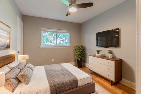 Tiny photo for 12802 Carrera DR, Austin, TX 78727 (MLS # 6530483)